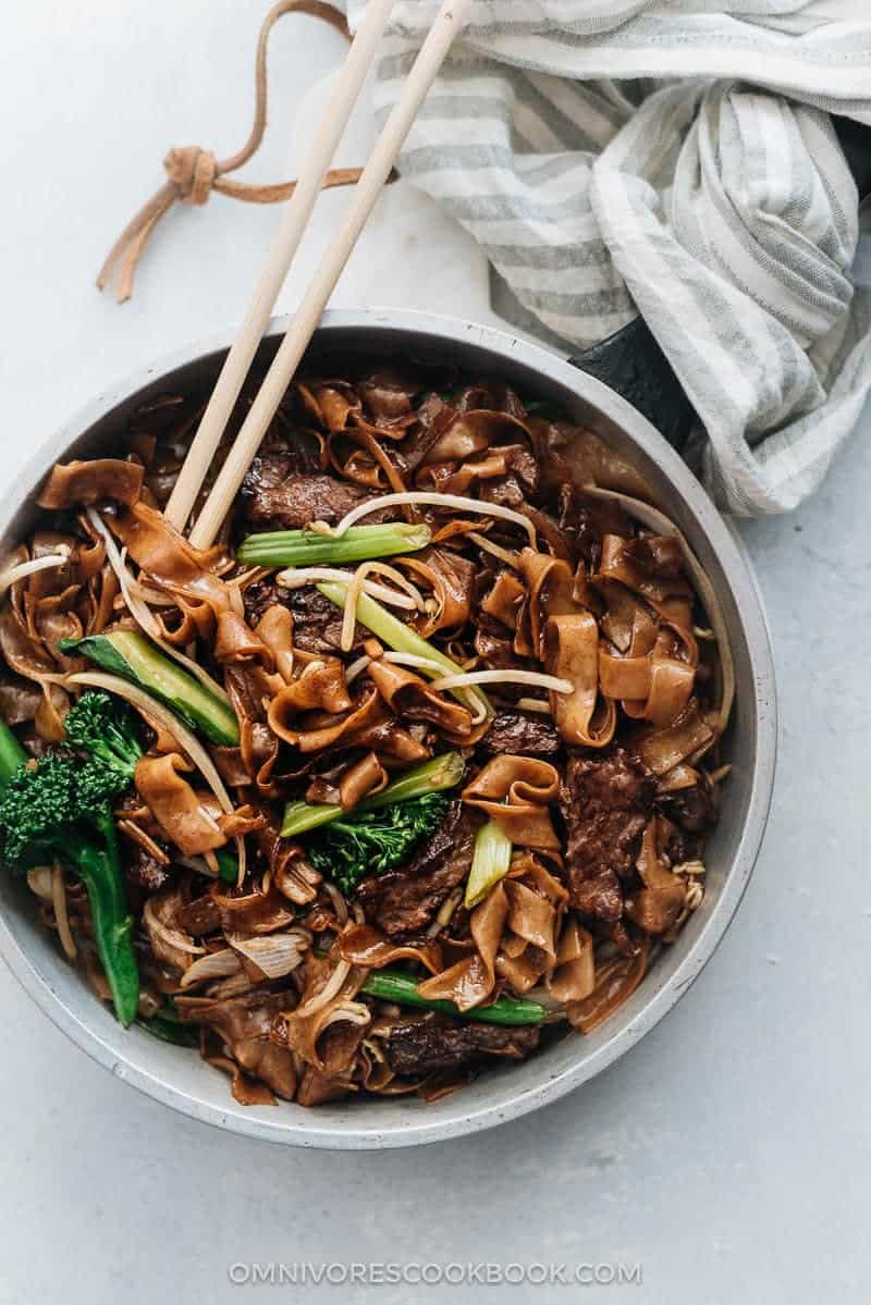 Garlic and Ginger Beef Strip Noodles Image