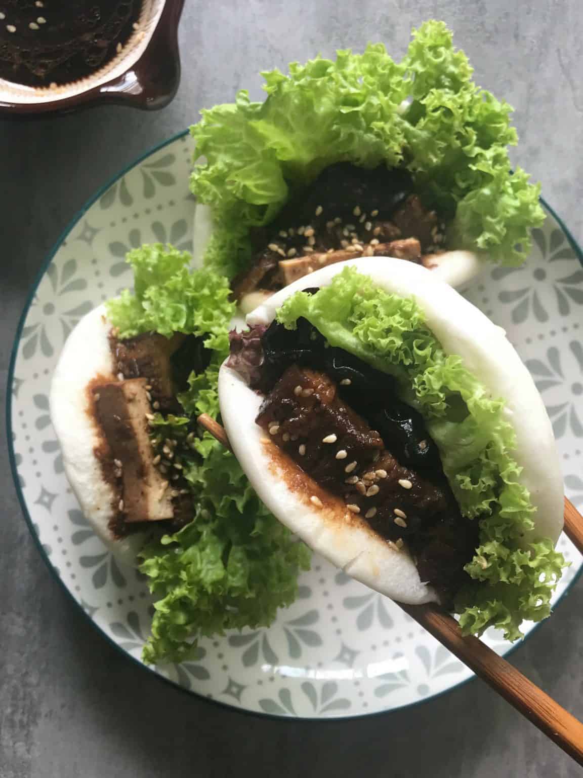 Braised Pork Belly in Leaf Buns Image