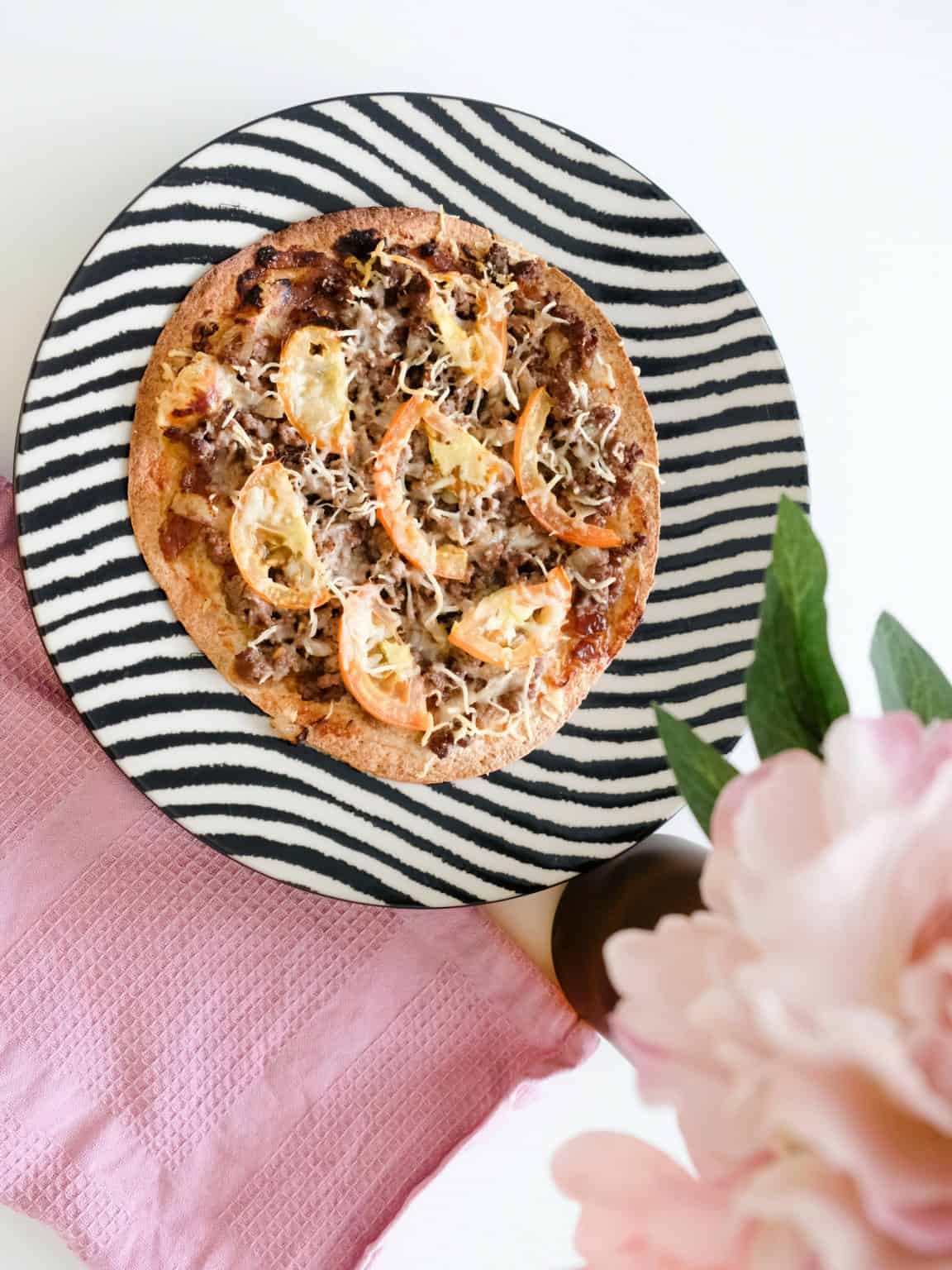 Caramelised Onion with Minced Beef Pizza Image